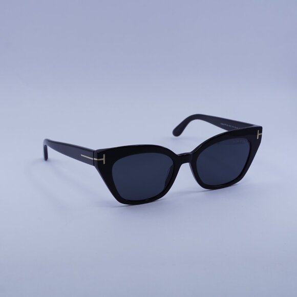 Tom Ford FT1031 01A Juliette Sunglasses Black Cat Eye Frame - Picture 4 of 9